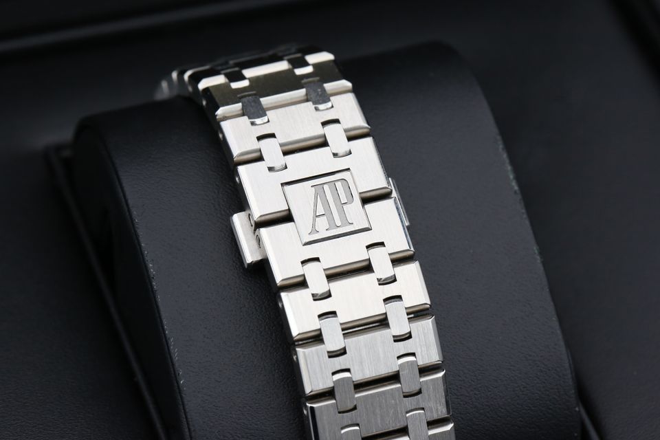 Audemars Piguet Royal Oak 15500ST.OO.1220ST.01 Image 3
